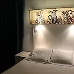 Hostal Gat Xino